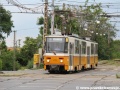 Souprava vozů T5C5 ev.č.4164+4165 vypravená na linku 37 míří od zastávky Asztalos Sándor út ke křižovatce s tratí linek 1 a 1A. | 13.7.2012