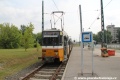 Souprava vozů T5C5 ev.č.4344+4349+4323 vypravená na linku 14 odbavuje cestující v konečné zastávce Káposztásmegyer, Megyeri út. | 25.6.2014