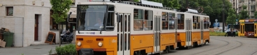 Souprava vozů T5C5K2 #4007+4006 vypravená na linku 59 vjíždí do zastávky Széll Kálmán tér. | 27.6.2017