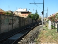 Po krátkém úseku trati v ose koridoru opět začíná v úseku mezi zastávkami Caracalla a Redentore příprava na dvoukolejnou trať a je zde samozřejmě umístěna výhybna. | 27.7.2010