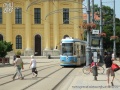 Zrekonstruovaná trať a náměstí u zastávky Kossuth tér. | 14.6.2011