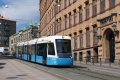 AnsaldoBreda Sirio #465 na lince 9 zdolává prudké klesání od zastávky Stigbergstorget. | 18. 7. 2024