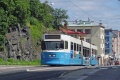 Vůz ASEA/MGB M31 #323 strmě stoupá v úseku mezi zastávkami Kaptensgatan a Chapmans Torg. | 18. 7. 2024