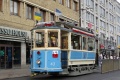 Linku 12 obsluhují historické vozy za speciální jízdné. U zastávky Brunnsparken byl na této lince zachycen historický vůz ASEA M4 #43 z roku 1902. | 18. 7. 2024