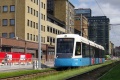 Do zastávky Masthuggstorget přijíždí vůz AnsaldoBreda Sirio #420. | 18. 7. 2024