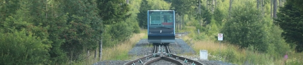 Výhybna pozemní lanové dráhy na Hrebienok s blížícím se vozem číslo 2. | 9.7.2018