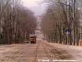 Slavnostně vyzdobený vůz T2 ev.č.8 během rozlučkové jízdy na trati k Lidovým sadům, její stav byl více než dezolátní | 23.4.1988