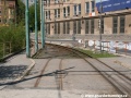 Z výhybny Textilana je provozovaná již jen jedna kolej, druhá byla odpojena a zachována na místě, částečně skrytá pod nástupištěm zastávky směr Jablonec Nad Nisou. | 6.5.2011