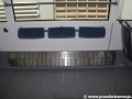 Plošina s polstrovanými opěráky v prvním článku vozu EVO2. | 6.10.2012