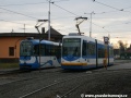Ve smyčce Vřesinská vyčkávají na čas odjezdu vlaky linek 17 a 8 obsazené soupravou vozů VarioLF ev.č.1317+1311 a vozem Inekon Trio 2001 ev.č.1254. | 28.10.2011