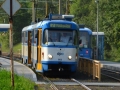 Linka 7 v čele s vozem 955 na zastávce Hulvácká. | 2.7.2012