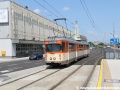 Obousměrný vůz Düewag GT8ZR ev.č.904 přijíždí do zastávku Dworzec Zachodni. | 2.7.2012
