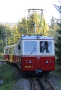 Jednotka 405 953-1+905 953-6 nad zastávkou Tatranský Lieskovec. | 8.9.2016
