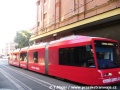 CAPITOL SQUARE, tramvajový vůz ev.č.2103 se právě rozjel k nádraží CENTRAL | 19.5.2006
