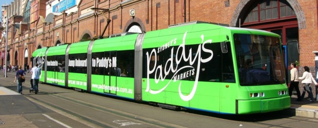 Tramvajový vůz ev.č.2106 v zastávce PADDY´S MARKET | 19.5.2006
