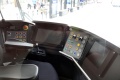 Pohled na stanoviště řidiče tramvaje Škoda Transtech ForCity Artic Tampere X34. Sedačka je otočná pro pohodlnější nástup a výstup řidiče. | 4.8.2022