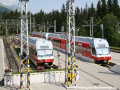 Jednotka TEŽ 425 962-8 ve společnosti spřažených jednotek TEŽ 425 965-1+425 958-6 na Štrbském Plese | 5.8.2007