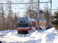 Do Tatranské Lomnice odjíždí ze Starého Smokovce jednotka 425.962-8. | 29.1.2012