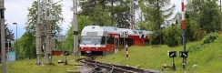 Od Štrbského Plesa do Starého Smokovce přijíždí souprava jednotek 425 956-0+425 955-2. | 29.6.2017