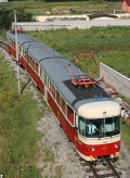 Jednotka EMU 89.0009 míří kolejovou spojkou z depa TEŽ Poprad do nástupní stanice Poprad-Tatry. | 7.8.2020