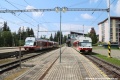 Dvojice adhezních jednotek TEŽ 425 962-8+425 953-7 a sólo jednotka 425 956-0 ve stanici Štrbské Pleso. | 17.7.2023