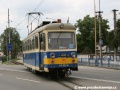 Motorový vůz 411 903-8 překonává rušnou křižovatku v Trenčianské Teplé. | 20.8.2008