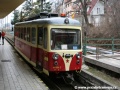 Ostrý obrat v koncové stanici Trenčianské Teplice a motorový vůz 411 901-2 se vydává na cestu zpět do Trenčianské Teplé. | 15.3.2009