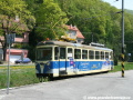 Motorový vůz 411 901-2 v prostoru zastávky Trenčianské Teplice, sídlisko. | 24.4.2011