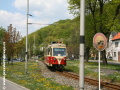 Po přeložce tratě v Trenčianských Teplicích projíždí motorový vůz 411 902-0. | 24.4.2011