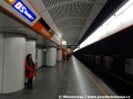 Klasický interiér metra, tentokrát v zastávce linky U3. | 17.12.2011