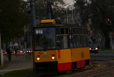 Konstal 105Na #1222 za zastávkou Twardowska. | 29.9.2017