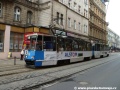 Souprava vozů Konstal 105Na vedená vozem ev.č.2444 na lince 5 u zastávky Dworzec Główny PKP. | 20.7.2011