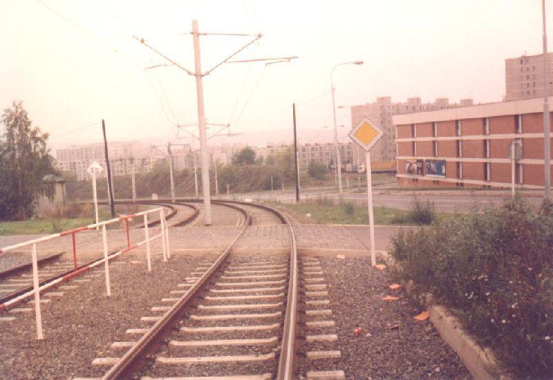 File:Podchod tramvajové trati u zastávky Modřanská škola.jpg - Wikimedia  Commons