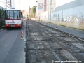 Odfrézování podkladu velkoplošných panelů BKV ukázalo původní konstrukci tramvajové tratě. | 27.6.2011