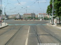 První pár výhybek křižovatky Palackého náměstí větví trať od Karlova náměstí k Výtoni, Andělu a Jiráskovu náměstí.