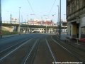 Tramvajová trať míří ke gordickému uzlu pod Strahovským tunelem