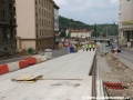 Betonová deska připravená pro pokládku kolejí tramvajové tratě. | 17.5.2011