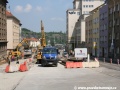 Pokládka kolejí se posunula i do dalšího úseku k nové smyčce Podbaba. | 22.5.2011