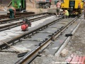 Vyvrtávání děr pro upevní kolejnic k betonové desce. | 22.5.2011