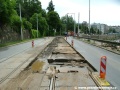 Na Podolském nábřeží mezi Vyšehradským tunelem a Podolskou vodárnou došlo zatím k odstranění pouze koleje z centra