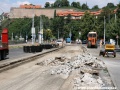 Odfrézovaný spodek tramvajové tratě u Podolské vodárny. | 16.7.2011