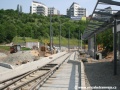 Ve smyčce Radlická již došlo k výškovému a směrového vyrovnání kolejí a jejich následnému zafixování do konečné polohy betonovou zálivkou. | 1.6.2008