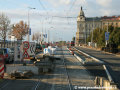 Vznikající nástupní ostrůvek zastávky Palackého náměstí na nábřeží. | 12.9.2007