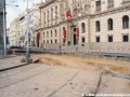 Součástí rekonstrukce křižovatky Senovážné náměstí byla také rekonstrukce návazného úseku k zastávce Hlavní nádraží. | 23.8.2003