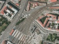 Rozšířenou Seifertovu ulici s jedním železničním mostem u křižovatky Bulhar zobrazuje letecký snímek. | 2007