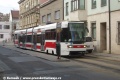 Zastávka Mostecká vytváří dojem jednokolejné tratě, jenže druhý směr vede jen souběžnou ulicí. | 9.4.2011