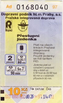 Jízdenka v ceně 10,- Kč emise 1997 s doplněním pásmové platnostu a zvýrazněním ceny. K označení dne 26. října 1997 již byla použita červená barva měnící se v některých částech pole na modrou.