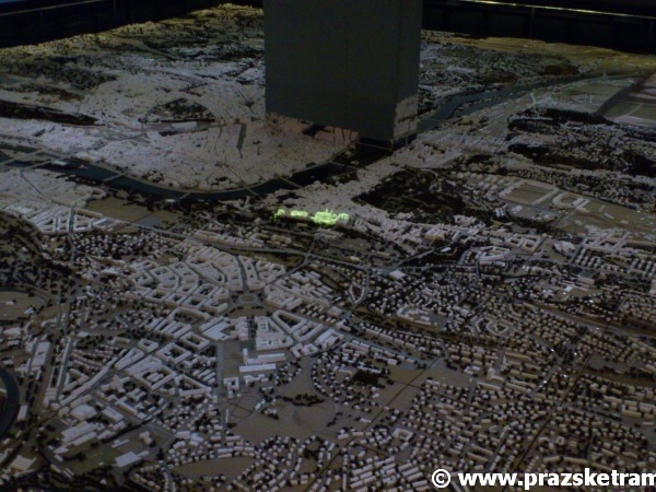 Jeden ze sálů Království železnic představuje také urbanistický model Prahy, podle kterého se téměř třicet let posuzoval rozvoj města a umístění nových staveb v Praze. | 21.4.2012