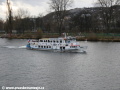 Motorová loď Odra na lince náhradní lodní dopravy X-21 na Vltavě pod Vyšehradem. | 22.11.2008