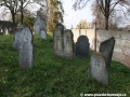 Opuštěný Židovský hřbitov v Osoblaze poskytuje místo posledního odpočinku více než třem stovkám předků... | 5.11.2011